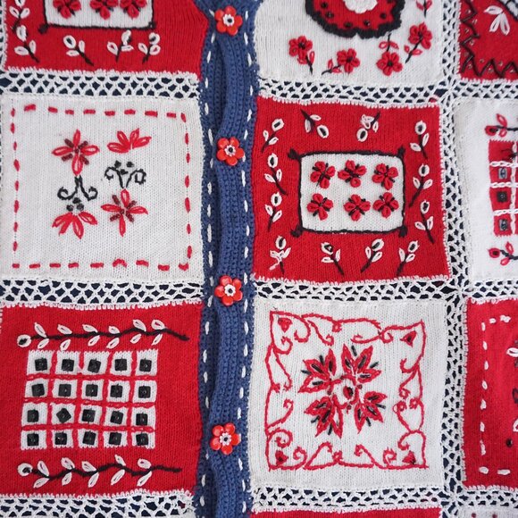 Vintage Storybook Knits Red White Blue Patchwork Embroidered Grandma Cardigan L - Picture 6 of 9